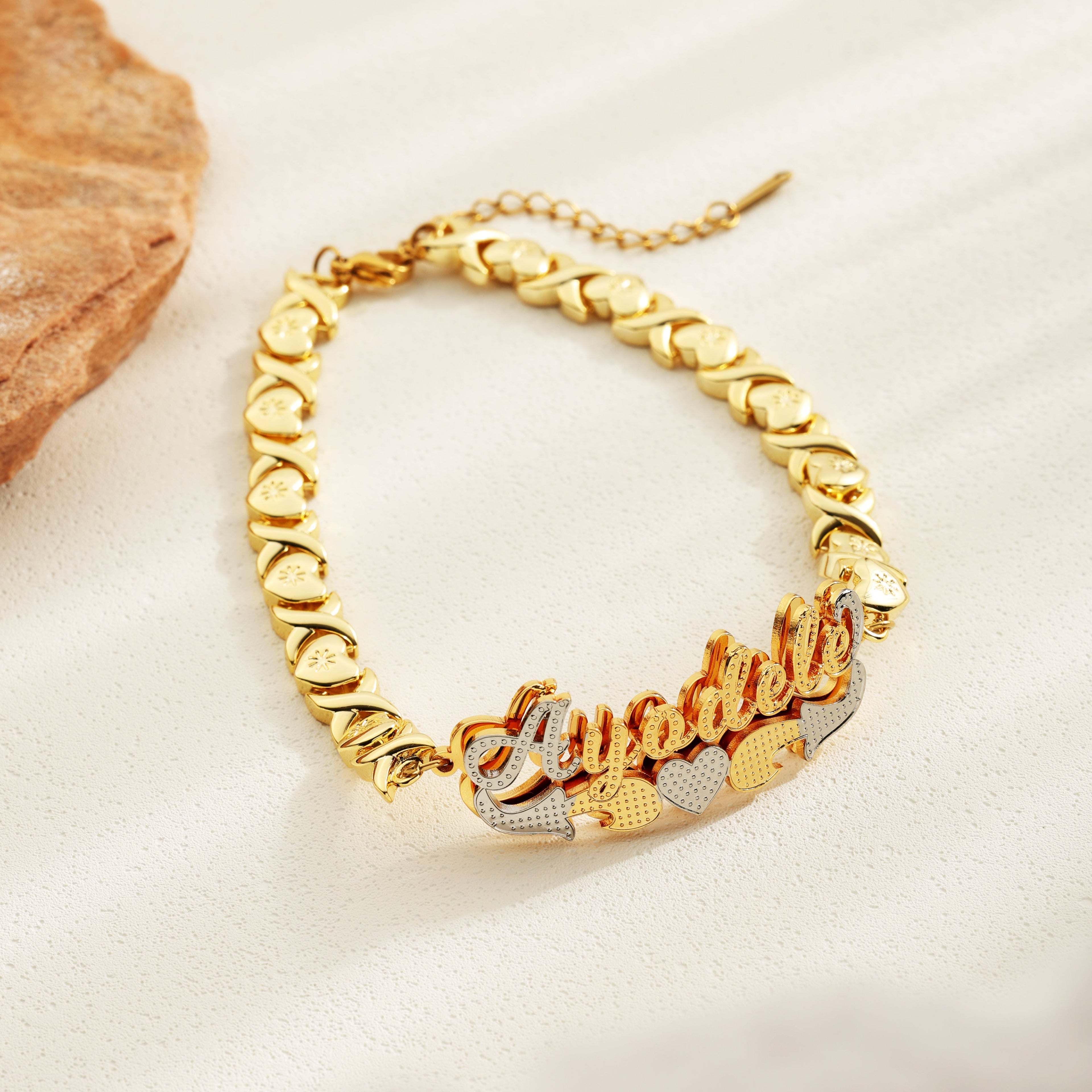 Custom Name Bracelet - Stylish Heart Design