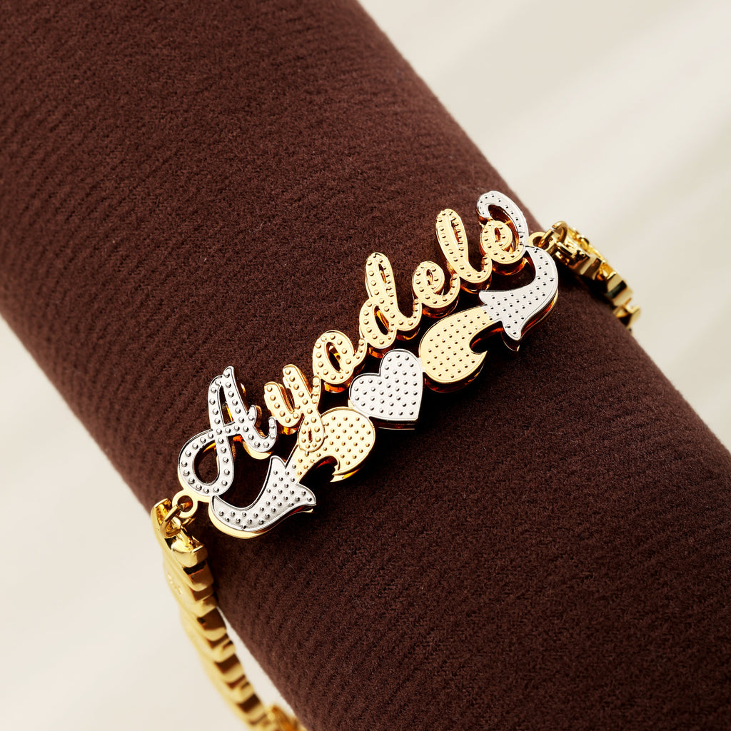 Custom Name Bracelet - Stylish Heart Design